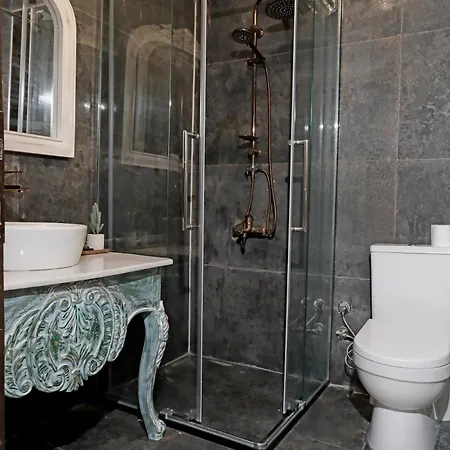 Mai Alaçatı Pansiyon