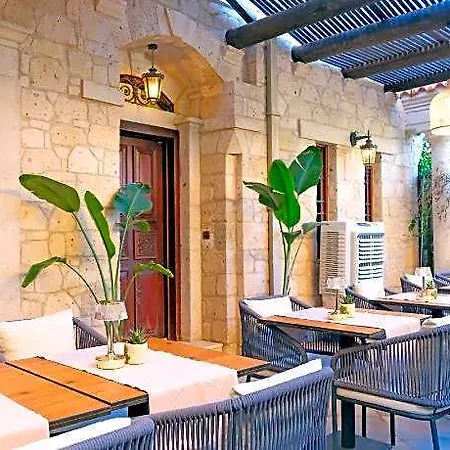 Mai Alacati Cesme